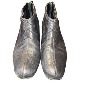 Trotters Black Ankle boots Men's size 9N Leather Upper & Sock